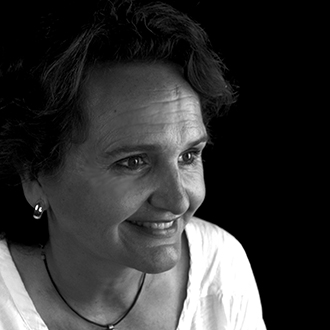 Amparo Duñaiturria Laguarda