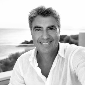 Luis Vaquero